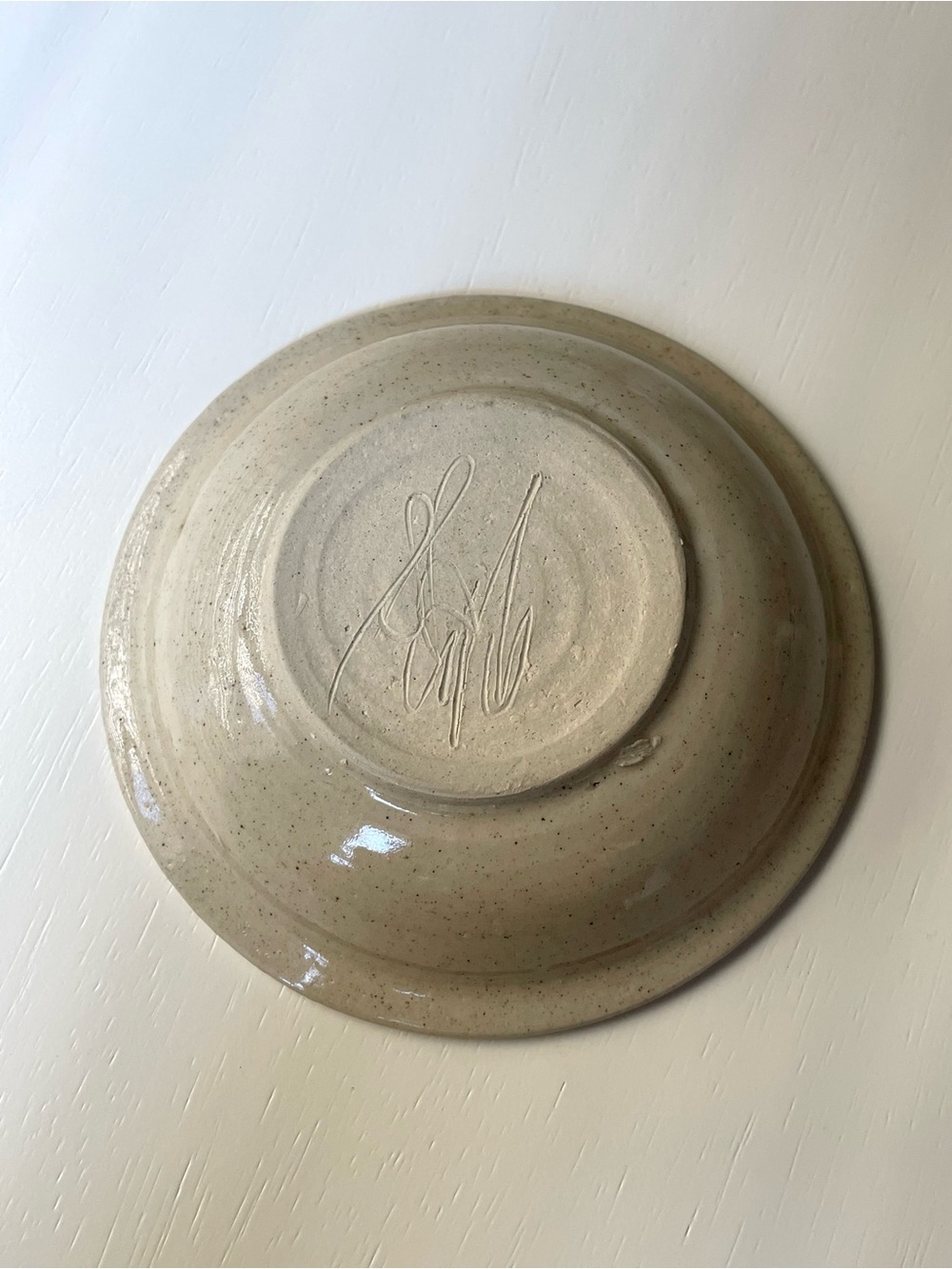 Charming signed art pottery speckled shallow trinket bowl w/ flowers rustic - Picture 6 of 9